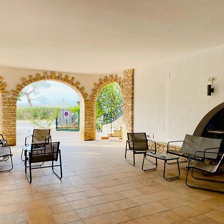 Villa Gaudi Sant Isidoro  Esterno foto