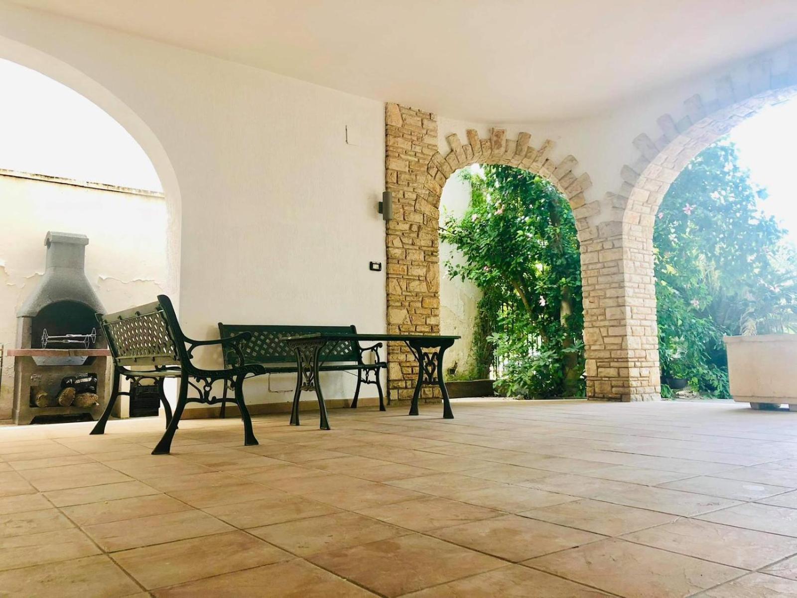 Villa Gaudi Sant Isidoro  Esterno foto